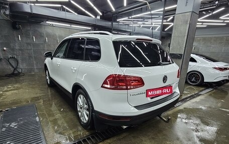 Volkswagen Touareg III, 2015 год, 2 700 000 рублей, 3 фотография