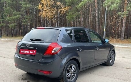 KIA cee'd I рестайлинг, 2010 год, 899 000 рублей, 7 фотография