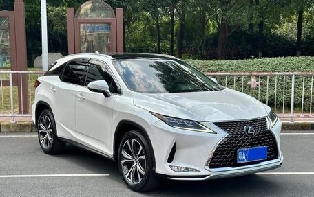 Lexus RX IV рестайлинг, 2021 год, 4 800 000 рублей, 3 фотография