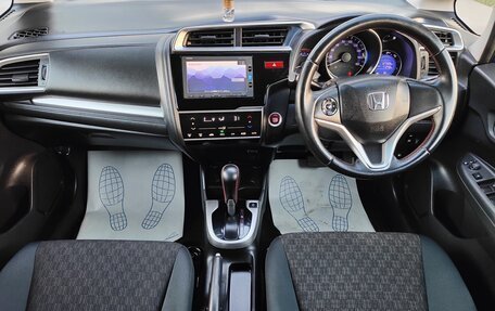 Honda Fit III, 2017 год, 1 250 000 рублей, 7 фотография