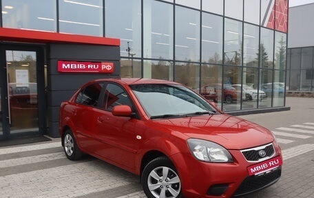 KIA Rio II, 2011 год, 639 000 рублей, 2 фотография