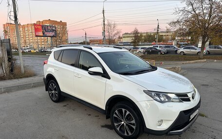 Toyota RAV4, 2014 год, 2 350 000 рублей, 2 фотография