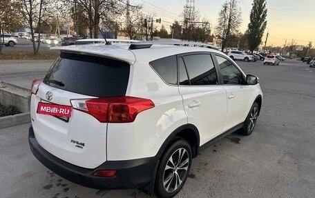 Toyota RAV4, 2014 год, 2 350 000 рублей, 4 фотография