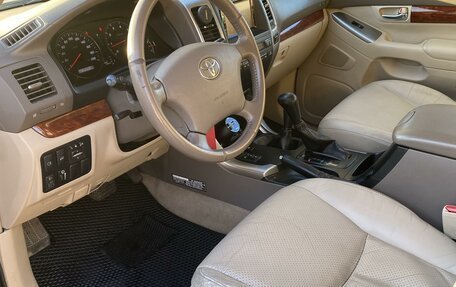 Toyota Land Cruiser Prado 120 рестайлинг, 2007 год, 2 300 000 рублей, 14 фотография