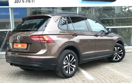 Volkswagen Tiguan II, 2020 год, 2 890 000 рублей, 3 фотография