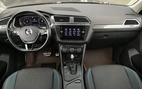 Volkswagen Tiguan II, 2020 год, 2 890 000 рублей, 6 фотография