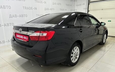 Toyota Camry, 2013 год, 1 800 000 рублей, 4 фотография