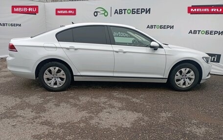 Volkswagen Passat B8 рестайлинг, 2018 год, 1 983 000 рублей, 4 фотография