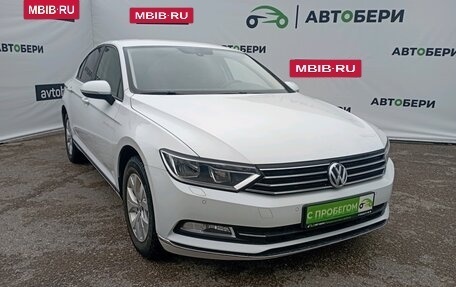 Volkswagen Passat B8 рестайлинг, 2018 год, 1 983 000 рублей, 3 фотография