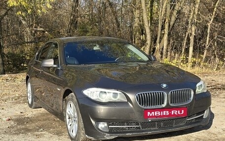 BMW 5 серия, 2013 год, 1 900 000 рублей, 2 фотография