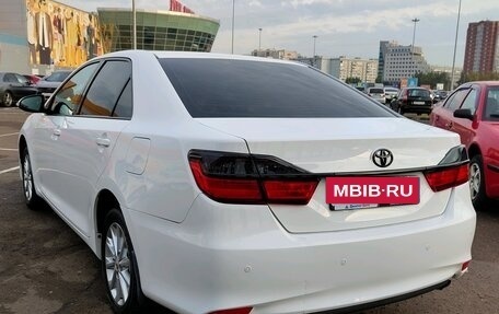 Toyota Camry, 2015 год, 2 099 000 рублей, 3 фотография