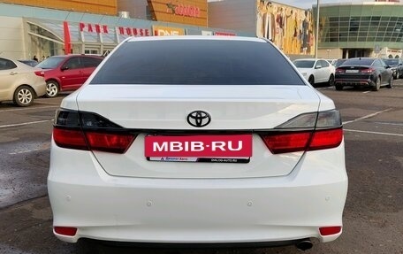 Toyota Camry, 2015 год, 2 099 000 рублей, 4 фотография