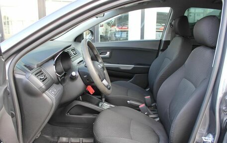 KIA Rio III рестайлинг, 2013 год, 999 000 рублей, 15 фотография