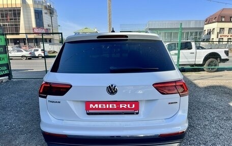 Volkswagen Tiguan II, 2018 год, 2 700 000 рублей, 9 фотография