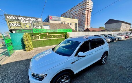 Volkswagen Tiguan II, 2018 год, 2 700 000 рублей, 32 фотография