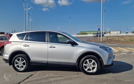 Toyota RAV4, 2015 год, 2 111 111 рублей, 14 фотография