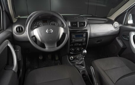 Nissan Terrano III, 2015 год, 1 049 000 рублей, 6 фотография