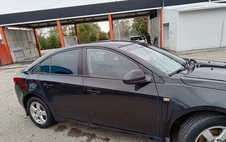 Chevrolet Cruze II, 2011 год, 990 000 рублей, 9 фотография