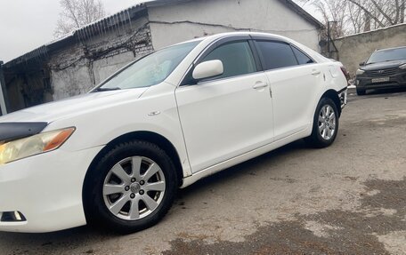 Toyota Camry, 2006 год, 900 000 рублей, 3 фотография