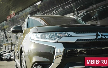 Mitsubishi Outlander III рестайлинг 3, 2021 год, 2 580 000 рублей, 19 фотография