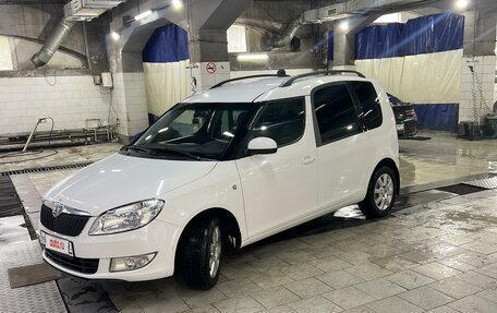 Skoda Roomster, 2014 год, 850 000 рублей, 2 фотография