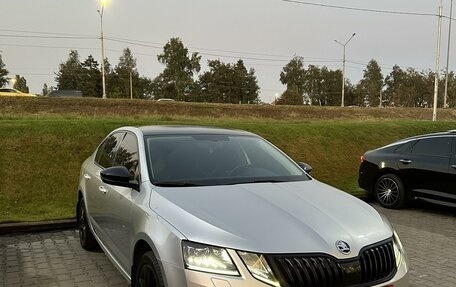 Skoda Octavia, 2018 год, 1 900 000 рублей, 5 фотография