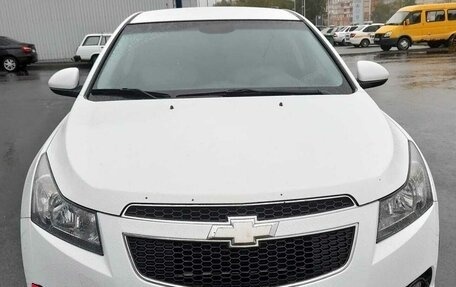 Chevrolet Cruze II, 2012 год, 830 000 рублей, 2 фотография