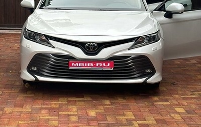 Toyota Camry, 2019 год, 3 300 000 рублей, 1 фотография