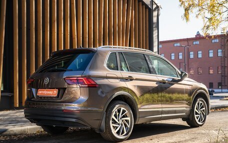 Volkswagen Tiguan II, 2019 год, 2 898 000 рублей, 5 фотография