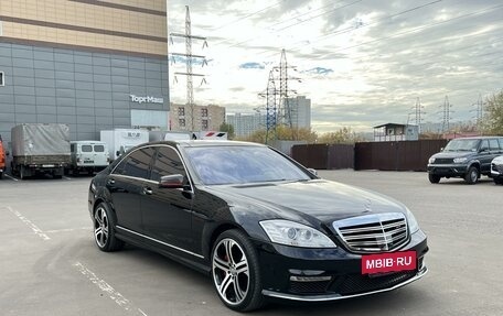 Mercedes-Benz S-Класс, 2006 год, 2 300 000 рублей, 5 фотография