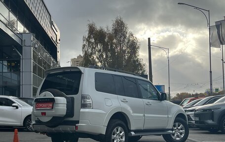 Mitsubishi Pajero IV, 2013 год, 2 599 000 рублей, 4 фотография