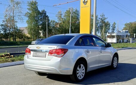 Chevrolet Cruze II, 2011 год, 664 001 рублей, 5 фотография