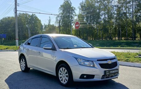 Chevrolet Cruze II, 2011 год, 664 001 рублей, 3 фотография