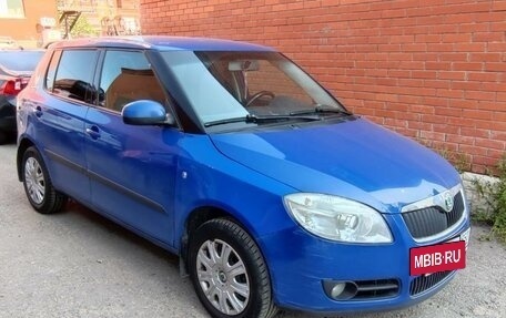 Skoda Fabia II, 2009 год, 385 000 рублей, 2 фотография