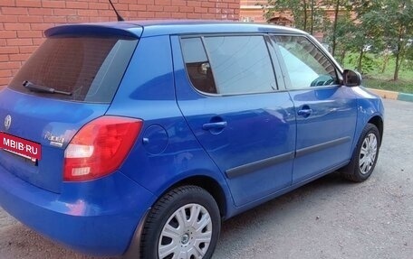 Skoda Fabia II, 2009 год, 385 000 рублей, 3 фотография