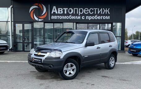 Chevrolet Niva I рестайлинг, 2011 год, 650 000 рублей, 3 фотография