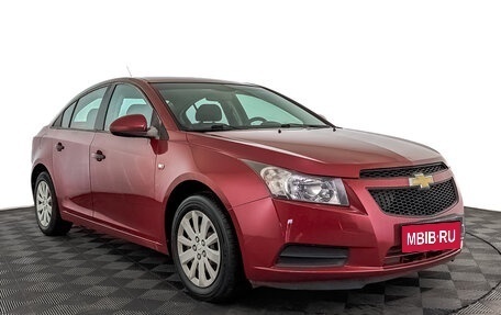 Chevrolet Cruze II, 2011 год, 850 000 рублей, 3 фотография