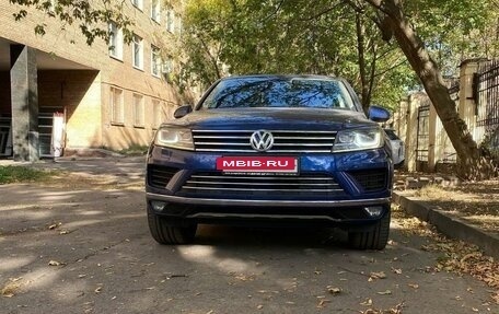 Volkswagen Touareg III, 2015 год, 3 100 000 рублей, 2 фотография