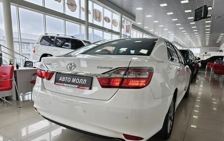 Toyota Camry, 2016 год, 2 980 000 рублей, 8 фотография