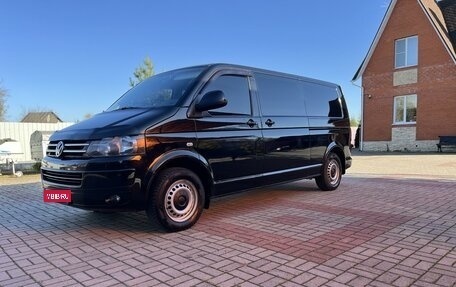 Volkswagen Transporter T5 рестайлинг, 2010 год, 2 050 000 рублей, 1 фотография