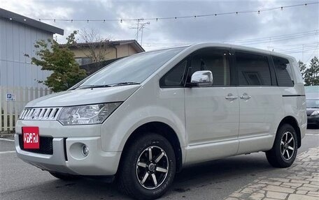 Mitsubishi Delica D:5 I, 2018 год, 1 980 000 рублей, 1 фотография