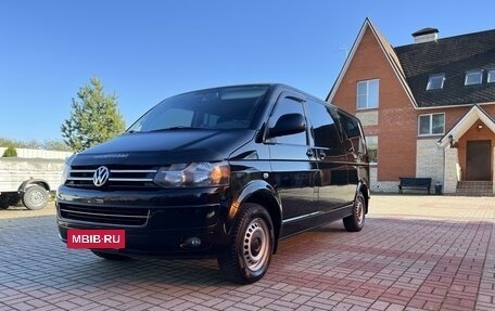 Volkswagen Transporter T5 рестайлинг, 2010 год, 2 050 000 рублей, 4 фотография