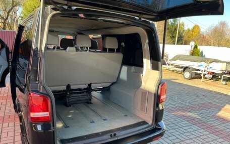 Volkswagen Transporter T5 рестайлинг, 2010 год, 2 050 000 рублей, 17 фотография