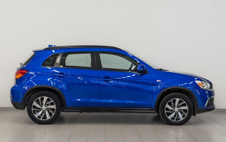 Mitsubishi ASX I рестайлинг, 2018 год, 2 100 000 рублей, 4 фотография