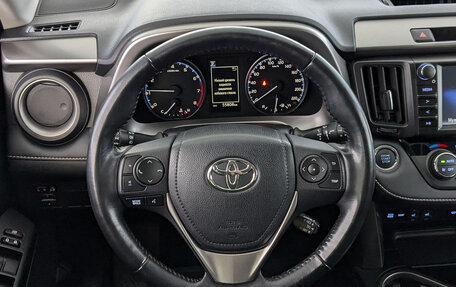 Toyota RAV4, 2019 год, 2 900 000 рублей, 22 фотография