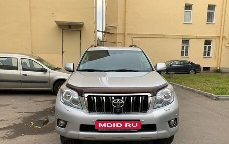 Toyota Land Cruiser Prado 150 рестайлинг 2, 2011 год, 3 250 000 рублей, 2 фотография