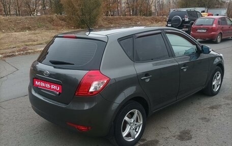 KIA cee'd I рестайлинг, 2011 год, 820 000 рублей, 3 фотография