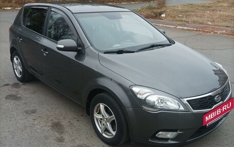 KIA cee'd I рестайлинг, 2011 год, 820 000 рублей, 4 фотография