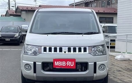 Mitsubishi Delica D:5 I, 2018 год, 1 980 000 рублей, 2 фотография