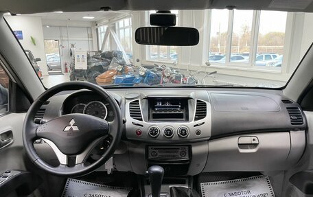 Mitsubishi L200 IV рестайлинг, 2012 год, 1 699 000 рублей, 25 фотография